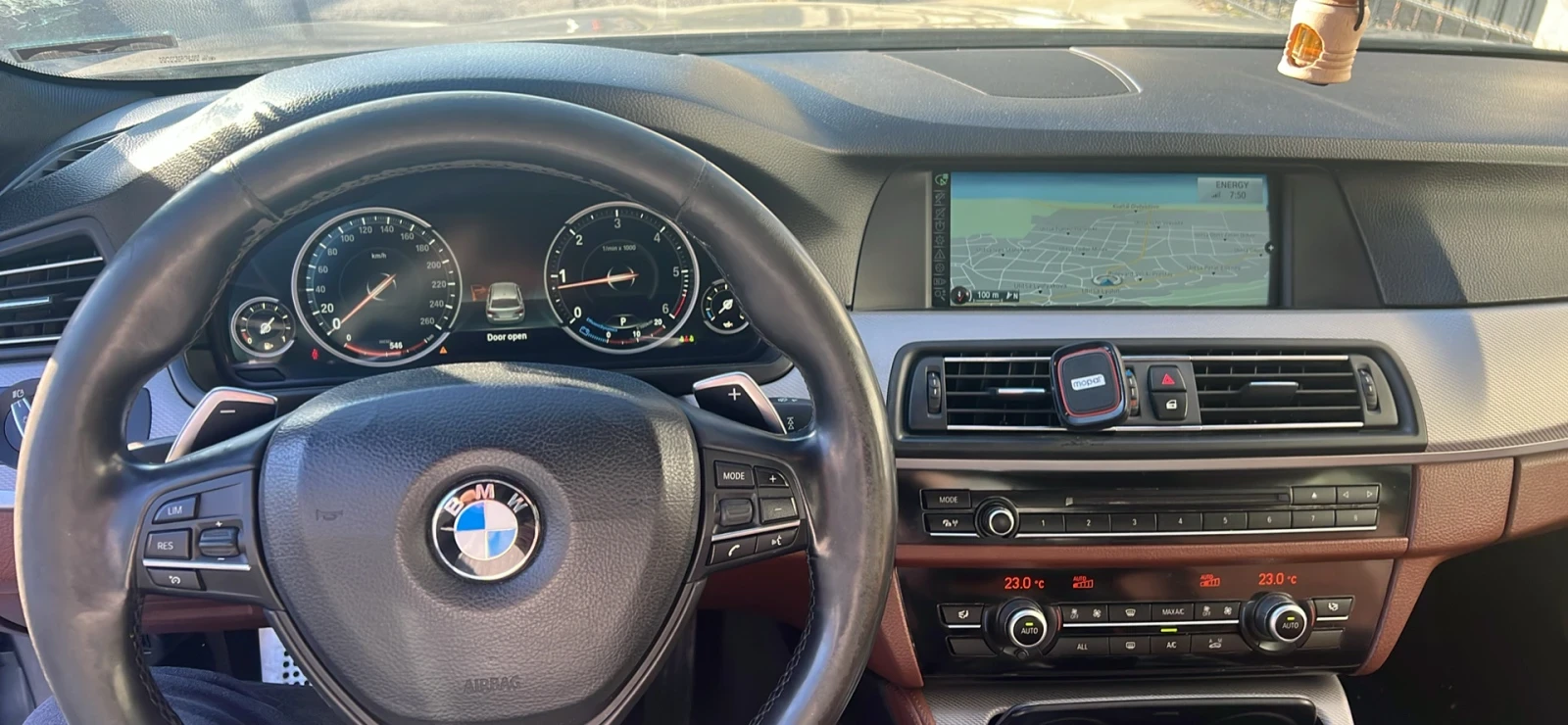 BMW 530, снимка 4 - Автомобили и джипове - 55557112