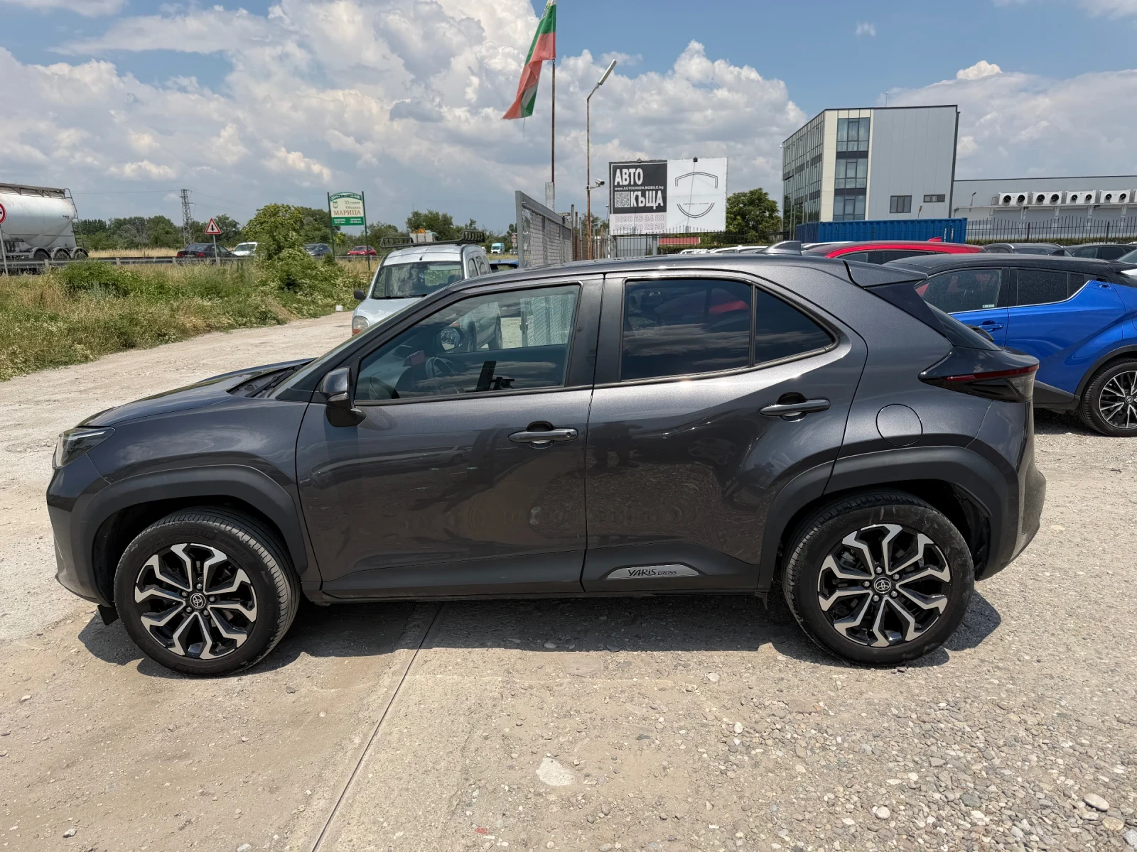 Toyota Yaris Cross 1.5 HYBRID TREND (TOP), снимка 4 - Автомобили и джипове - 55578448
