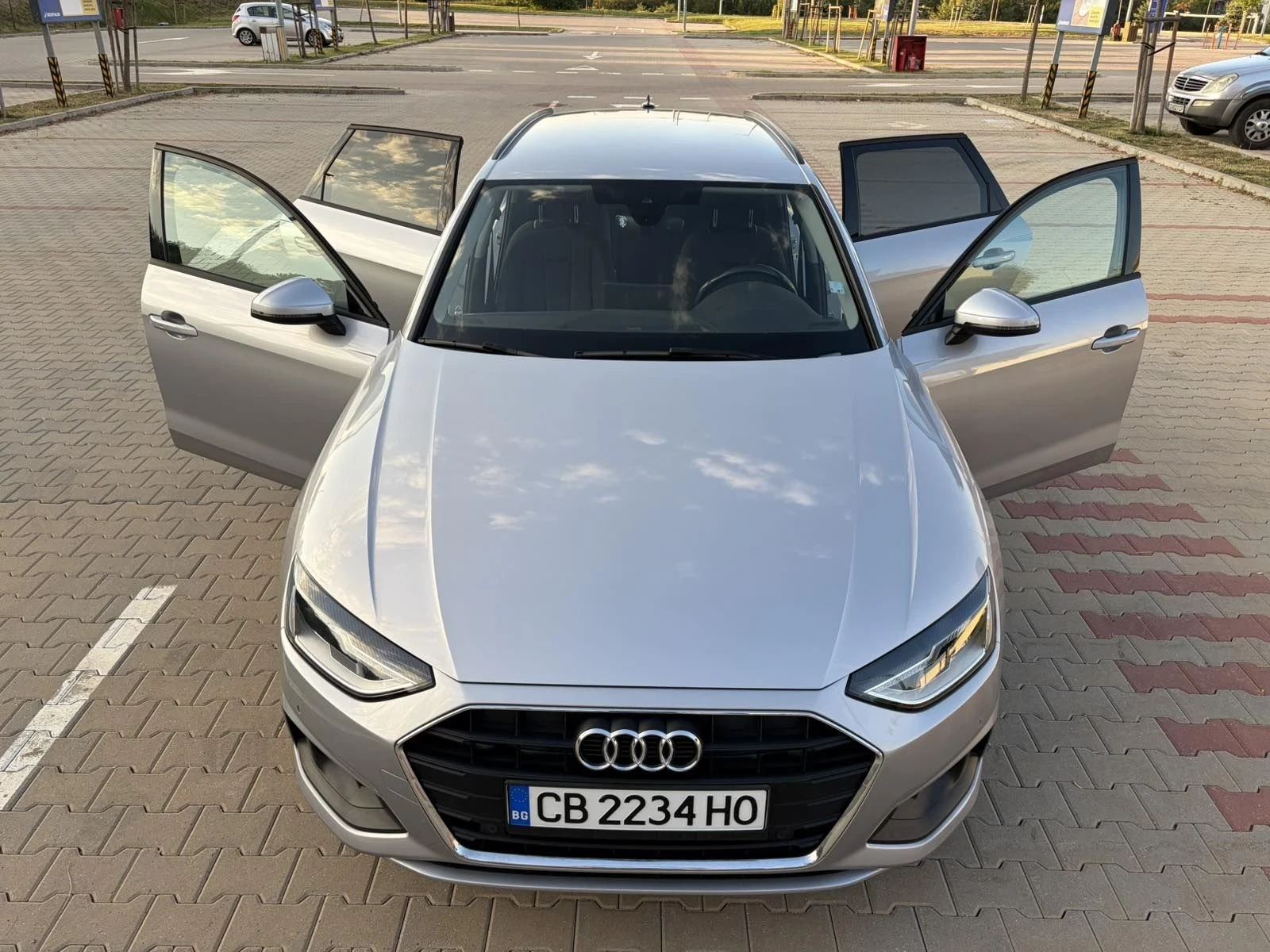 Audi A4, снимка 3 - Автомобили и джипове - 55620795