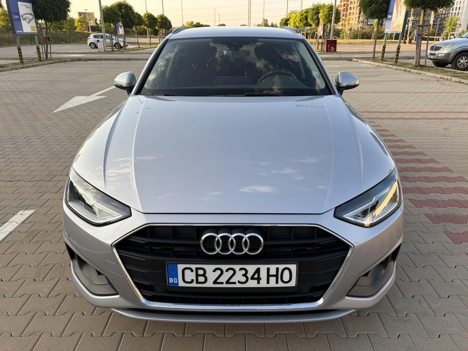 Audi A4, снимка 4 - Автомобили и джипове - 55620795