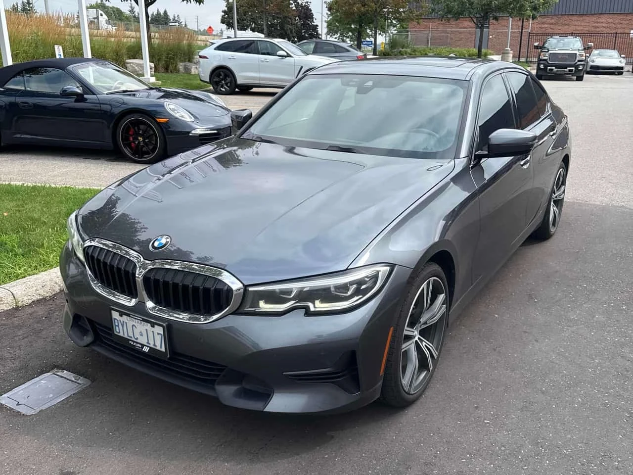 BMW 330 * 330i xDrive * CARFAX * ОПЦИЯ ЗА ФИНАНСИРАНЕ 