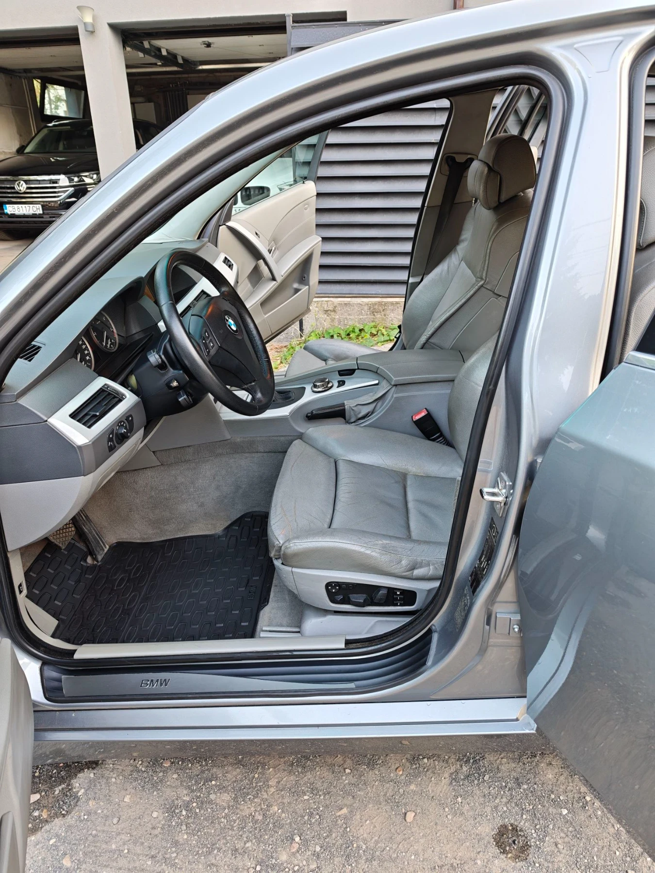 BMW 530 X-drive, снимка 8 - Автомобили и джипове - 55777296