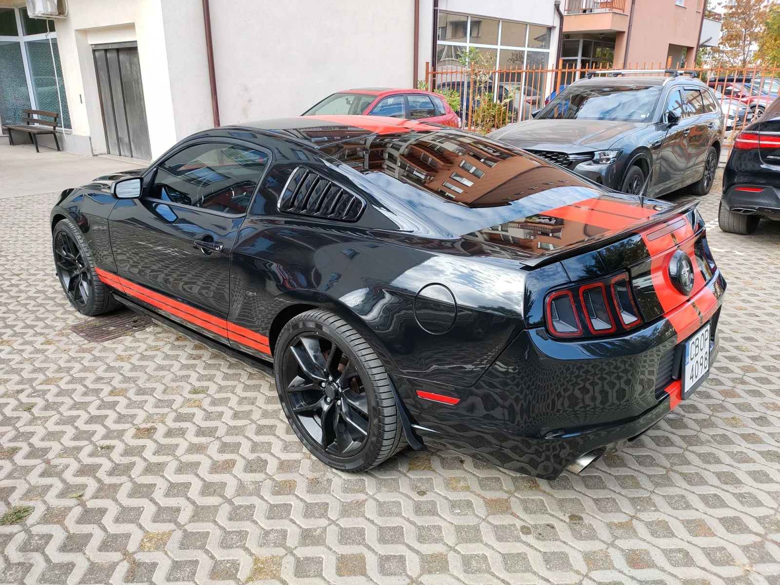 Ford Mustang 3.7 V6 Manual, снимка 8 - Автомобили и джипове - 56645256