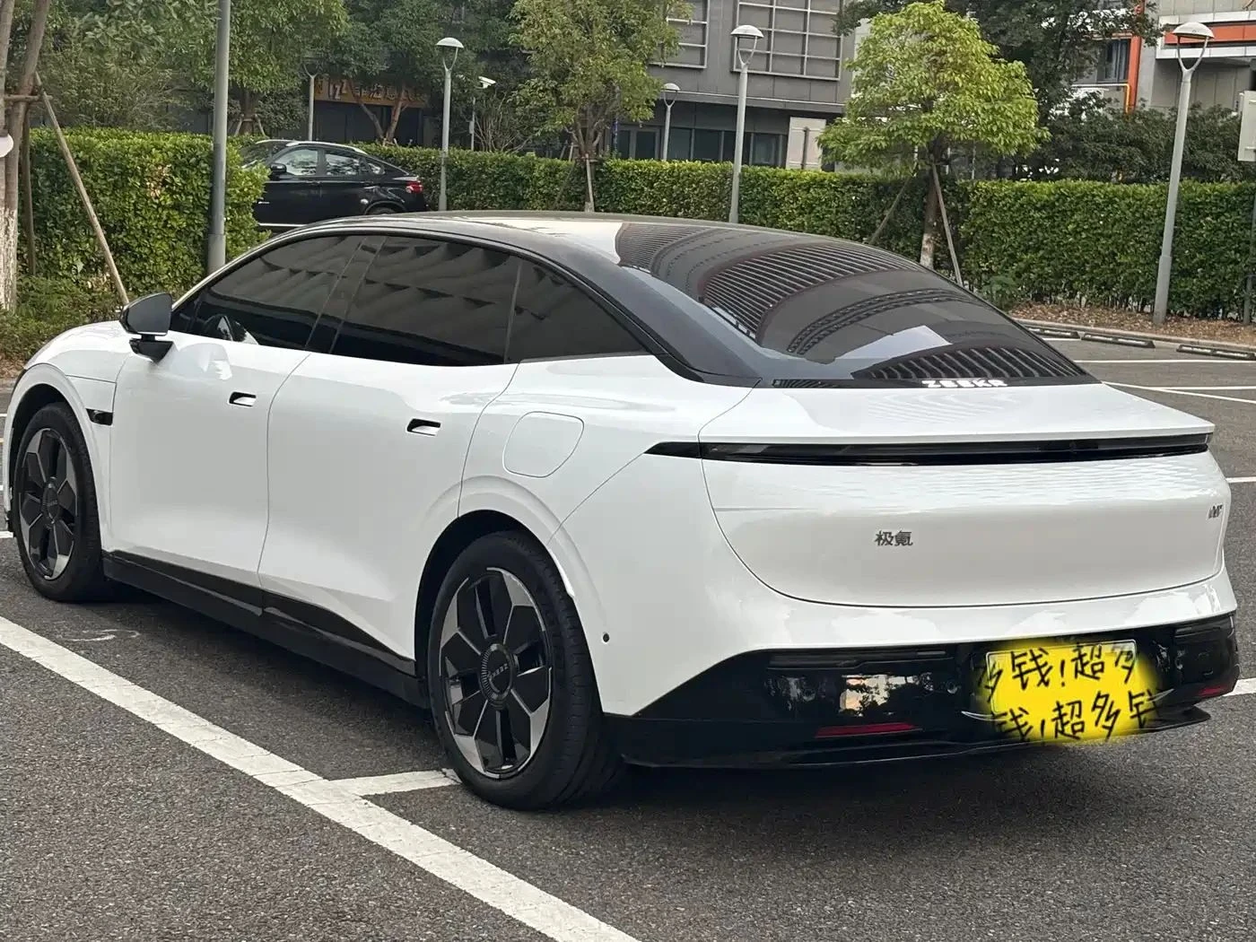 Zeekr 7 GT, снимка 4 - Автомобили и джипове - 56710998