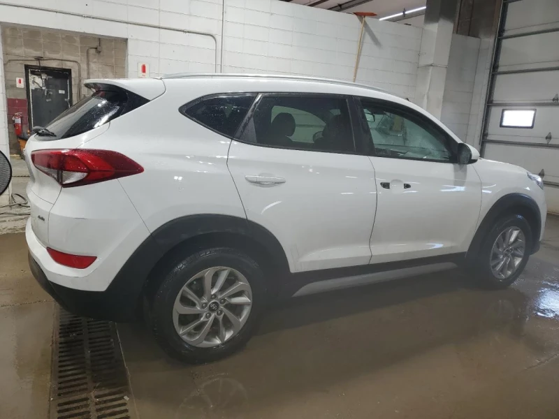 Hyundai Tucson, снимка 3 - Автомобили и джипове - 49531121