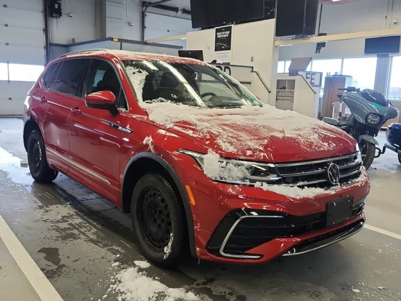 VW Tiguan * HIGHLINE R LINE * CARFAX * , снимка 2 - Автомобили и джипове - 52959178