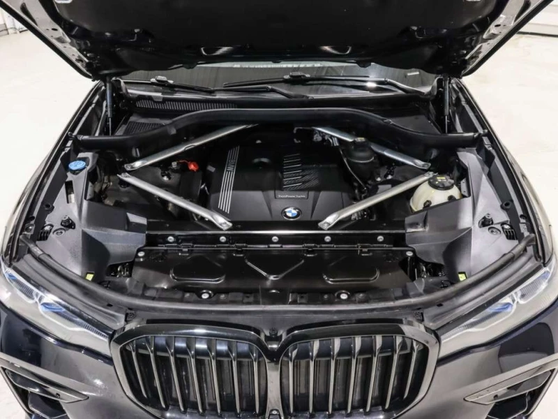 BMW X7 Mpack | LASER | SWAROWSKI | xDrive40i  CARFAX, снимка 14 - Автомобили и джипове - 53188455