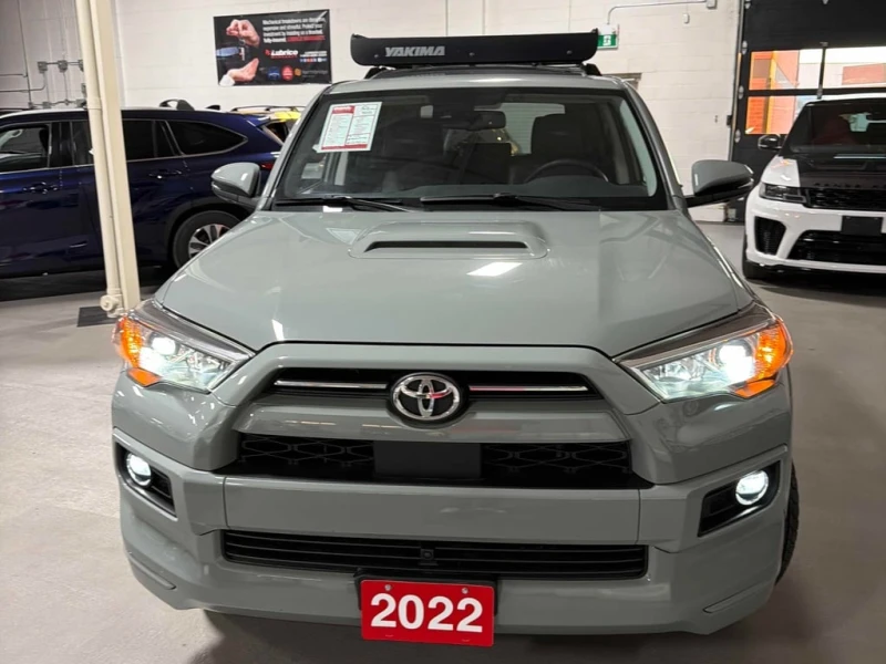 Toyota 4runner TRD Sport 4WD * CARFAX * 360 КАМЕРИ* ПОДГРЕВИ, снимка 2 - Автомобили и джипове - 53354237