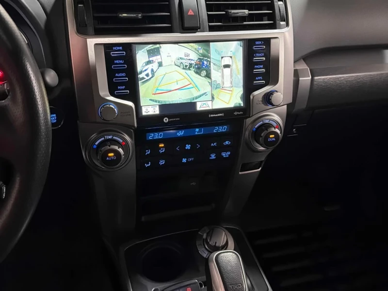 Toyota 4runner TRD Sport 4WD * CARFAX * 360 КАМЕРИ* ПОДГРЕВИ, снимка 11 - Автомобили и джипове - 53354237