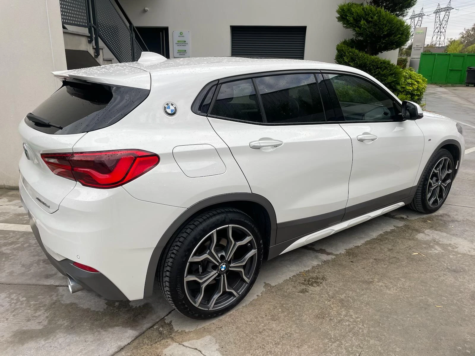 BMW X2 M.PACK* 190 КС* PERFORM* HARMAN KARDON* DISTR* CAM - изображение 2