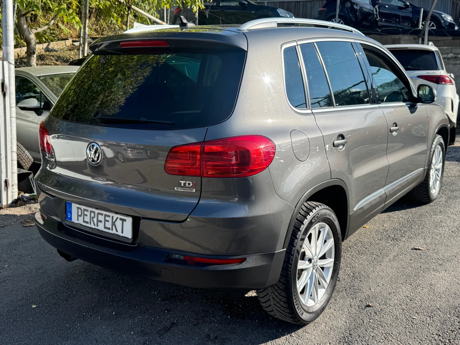 VW Tiguan 2.0TDI | Mobile.bg — изображение 4