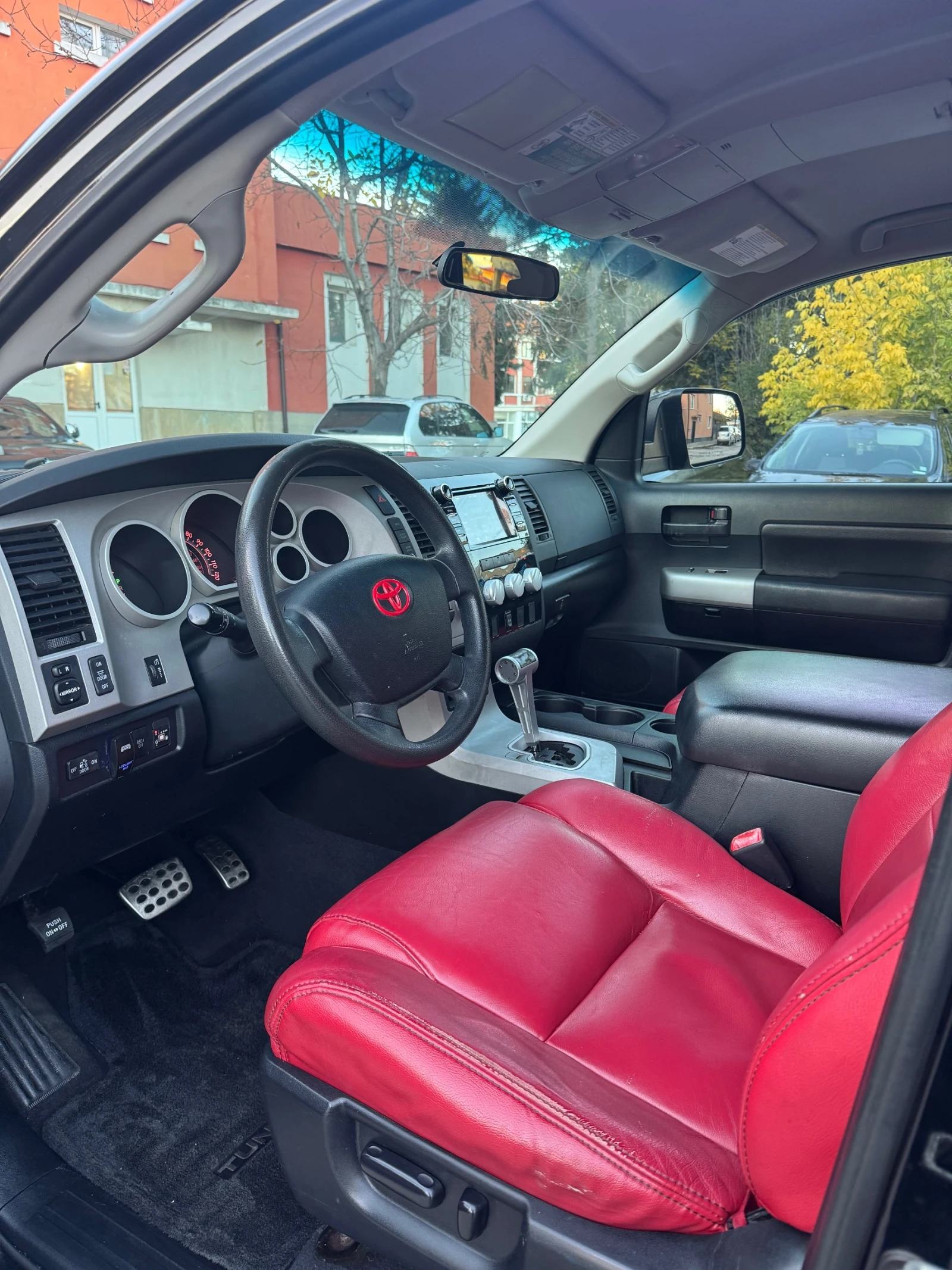 Toyota Tundra 5.7 IFORCE - изображение 6