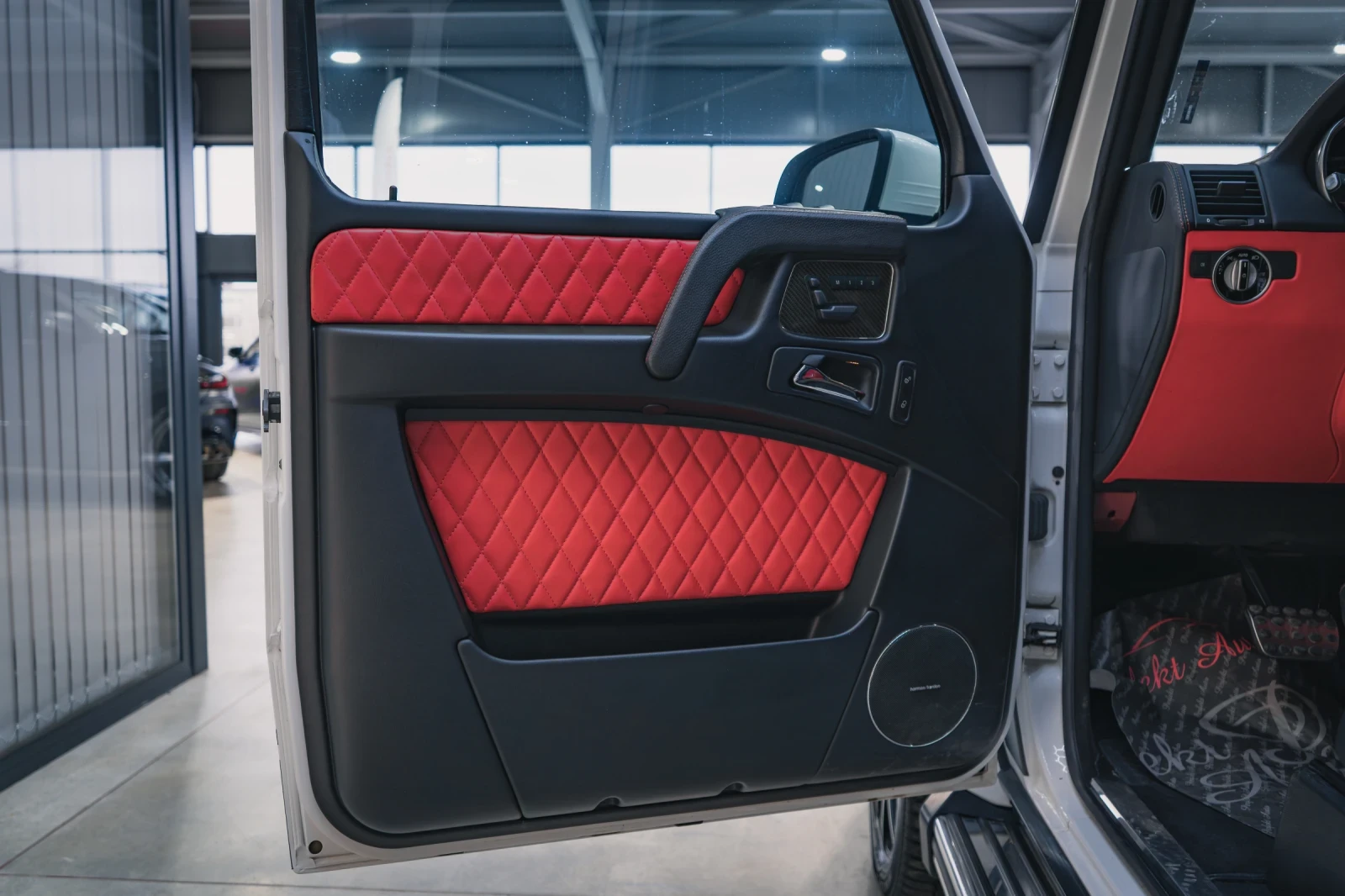 Mercedes-Benz G 63 AMG 4 MATIC * FULL ������ * HARMAN/KARDON* TV* ������x | Mobile.bg � ����������� 16