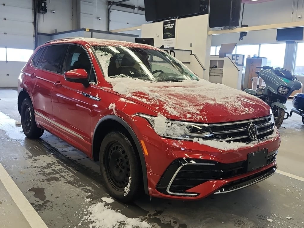 VW Tiguan * HIGHLINE R LINE * CARFAX *  - изображение 2