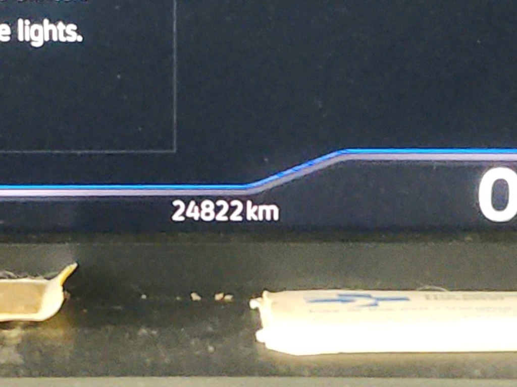 VW Tiguan * HIGHLINE R LINE * CARFAX *  - изображение 9