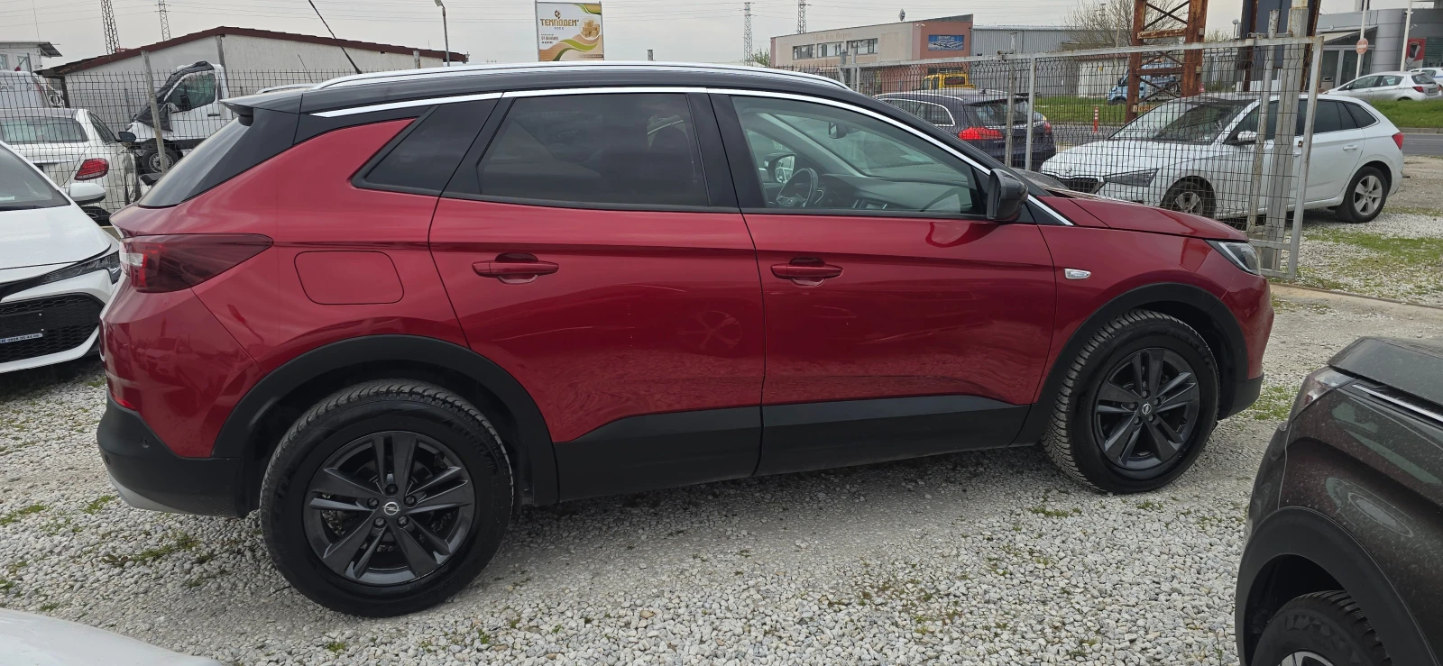 Opel Grandland X 1.5 ECOTEC BUSINESS S&S 8AT WIRELESS CAR PLAY, снимка 5 - Автомобили и джипове - 54219853