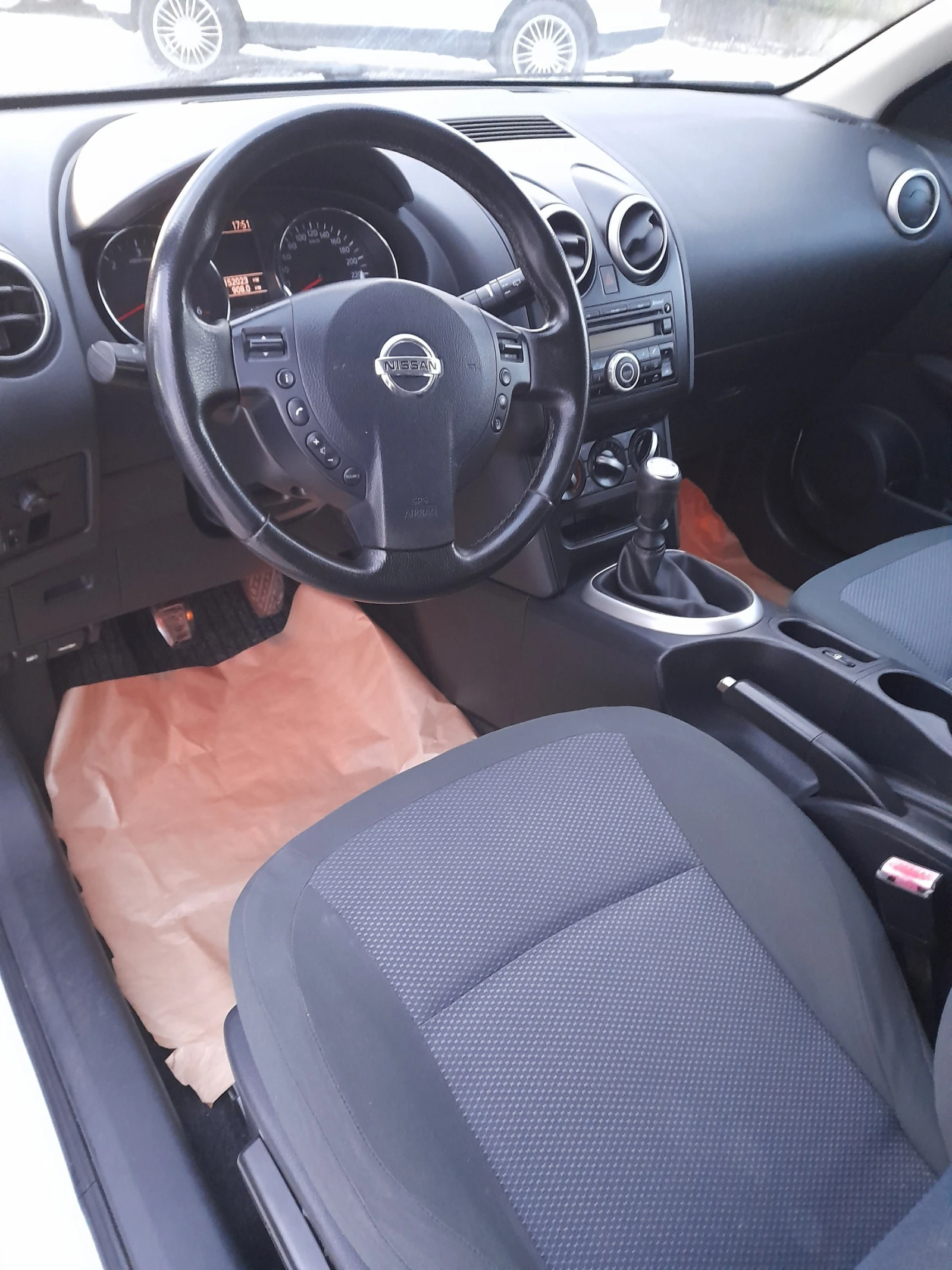 Nissan Qashqai 1, 5дци, снимка 6 - Автомобили и джипове - 54598503