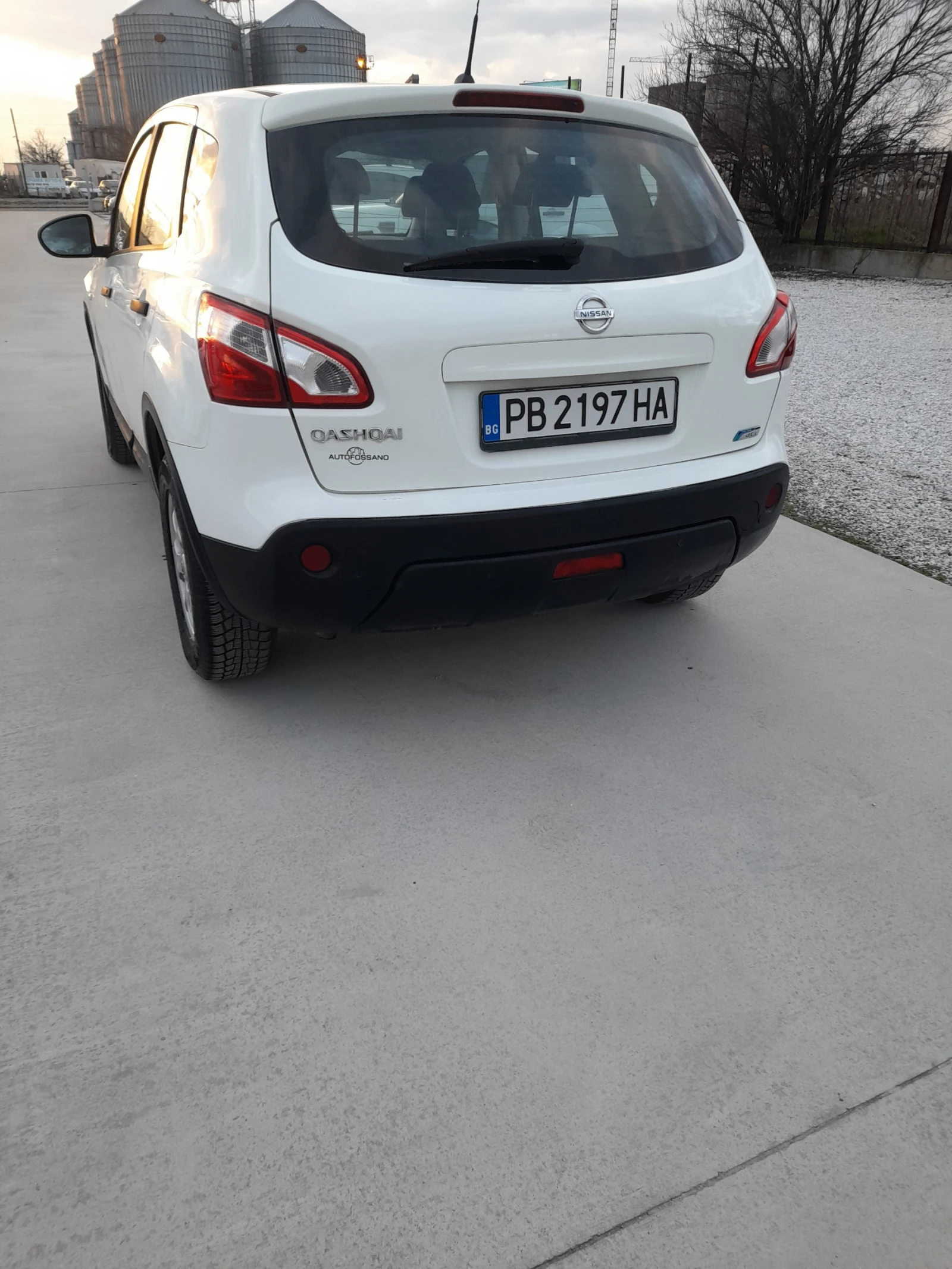 Nissan Qashqai 1, 5дци, снимка 3 - Автомобили и джипове - 54598503