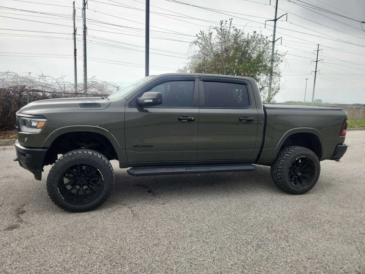 Dodge RAM 1500 | Big Horn | ПОДГРЕВ | CARFAX | , снимка 2 - Автомобили и джипове - 54608461