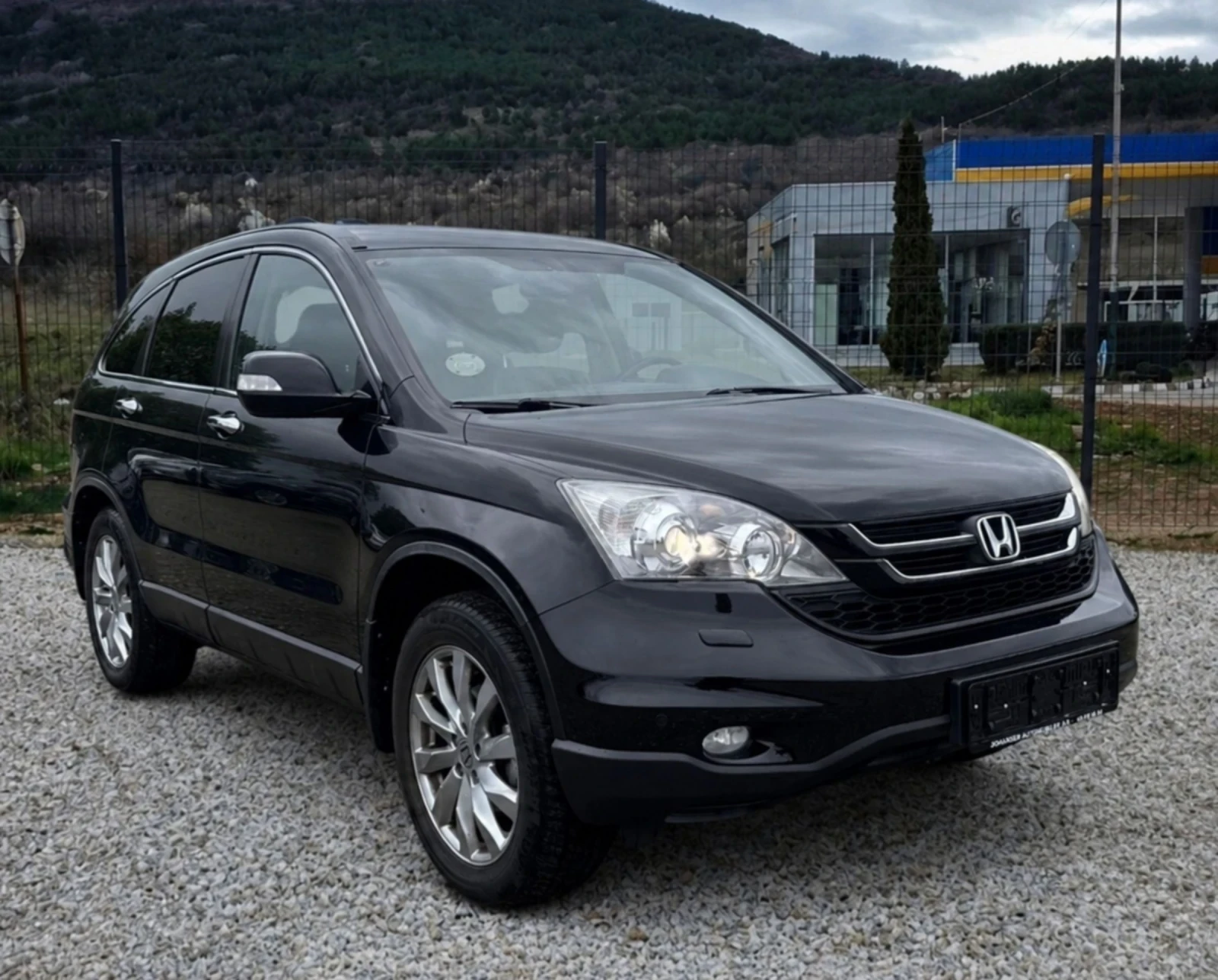 Honda Cr-v FULL SERVICE Fecelift , снимка 2 - Автомобили и джипове - 54813213