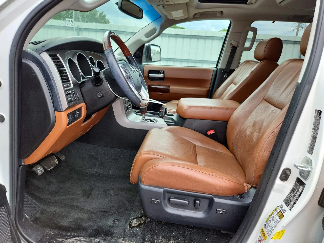 Toyota Sequoia 5.7l Platinum, снимка 7 - Автомобили и джипове - 55046291