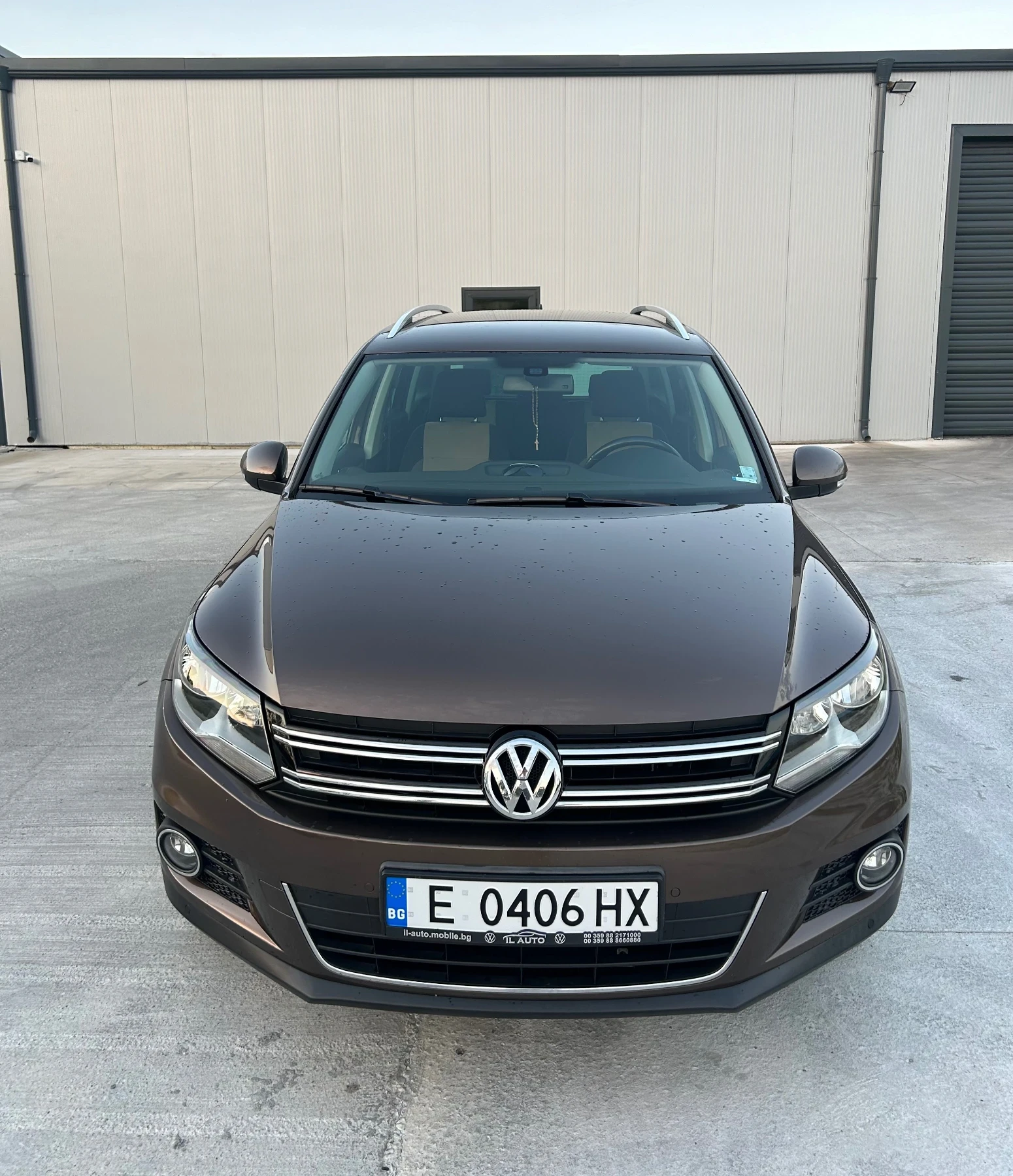 VW Tiguan Face 2.0 140 DSG 4x4 Sport and style, снимка 2 - Автомобили и джипове - 55513516
