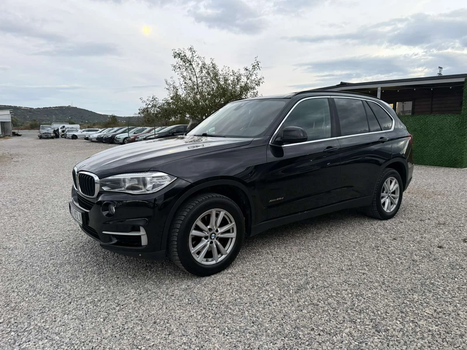 BMW X5 2.5D XDrive 7МЕСТА КОЖА НАВИ, снимка 2 - Автомобили и джипове - 56208343