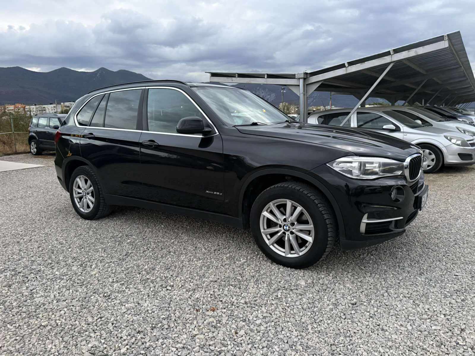 BMW X5 2.5D XDrive 7МЕСТА КОЖА НАВИ, снимка 4 - Автомобили и джипове - 56208343