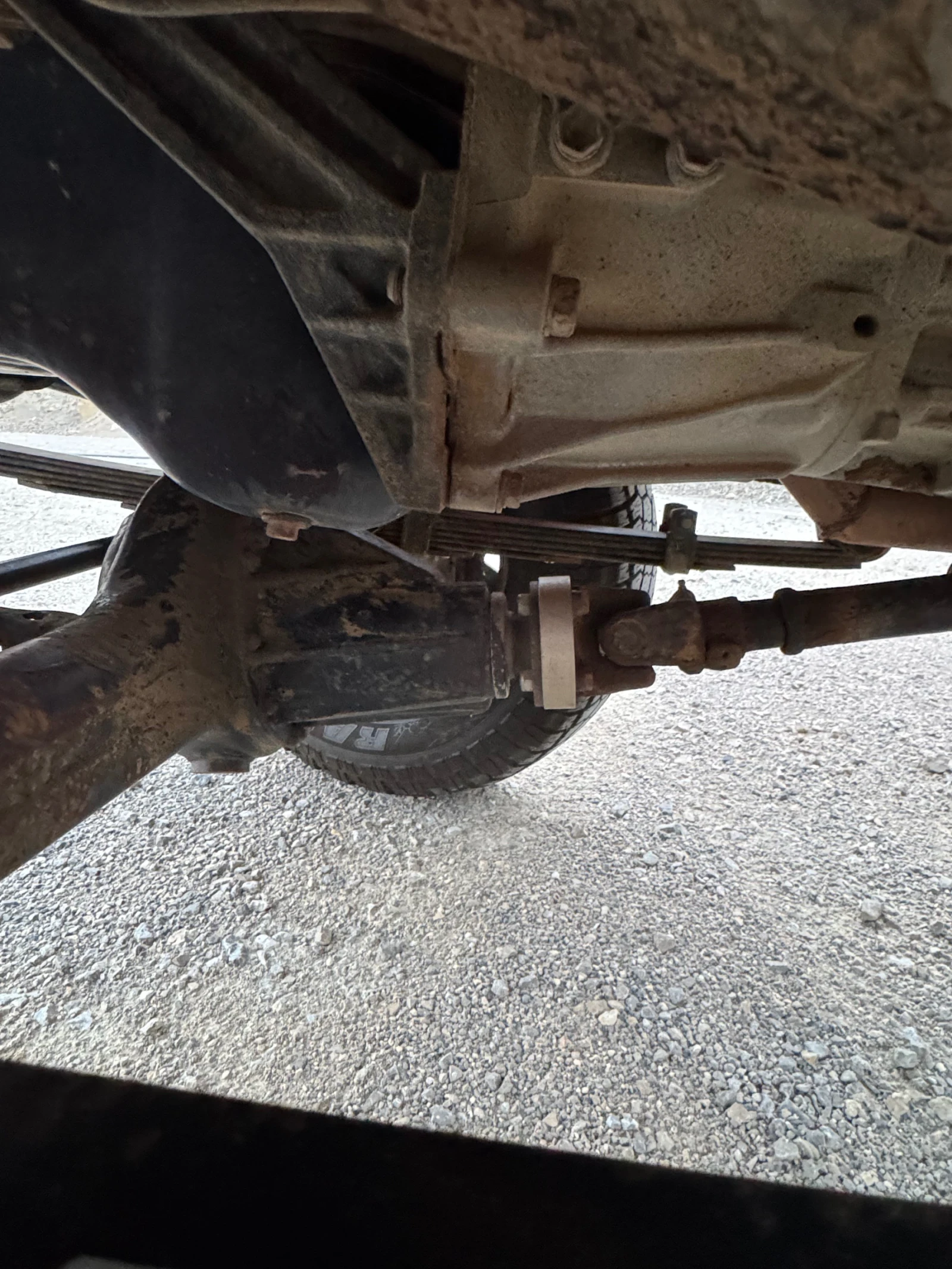 Toyota Hilux, снимка 8 - Автомобили и джипове - 56616441