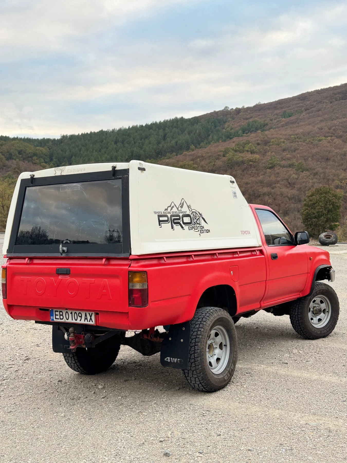 Toyota Hilux, снимка 4 - Автомобили и джипове - 56616441