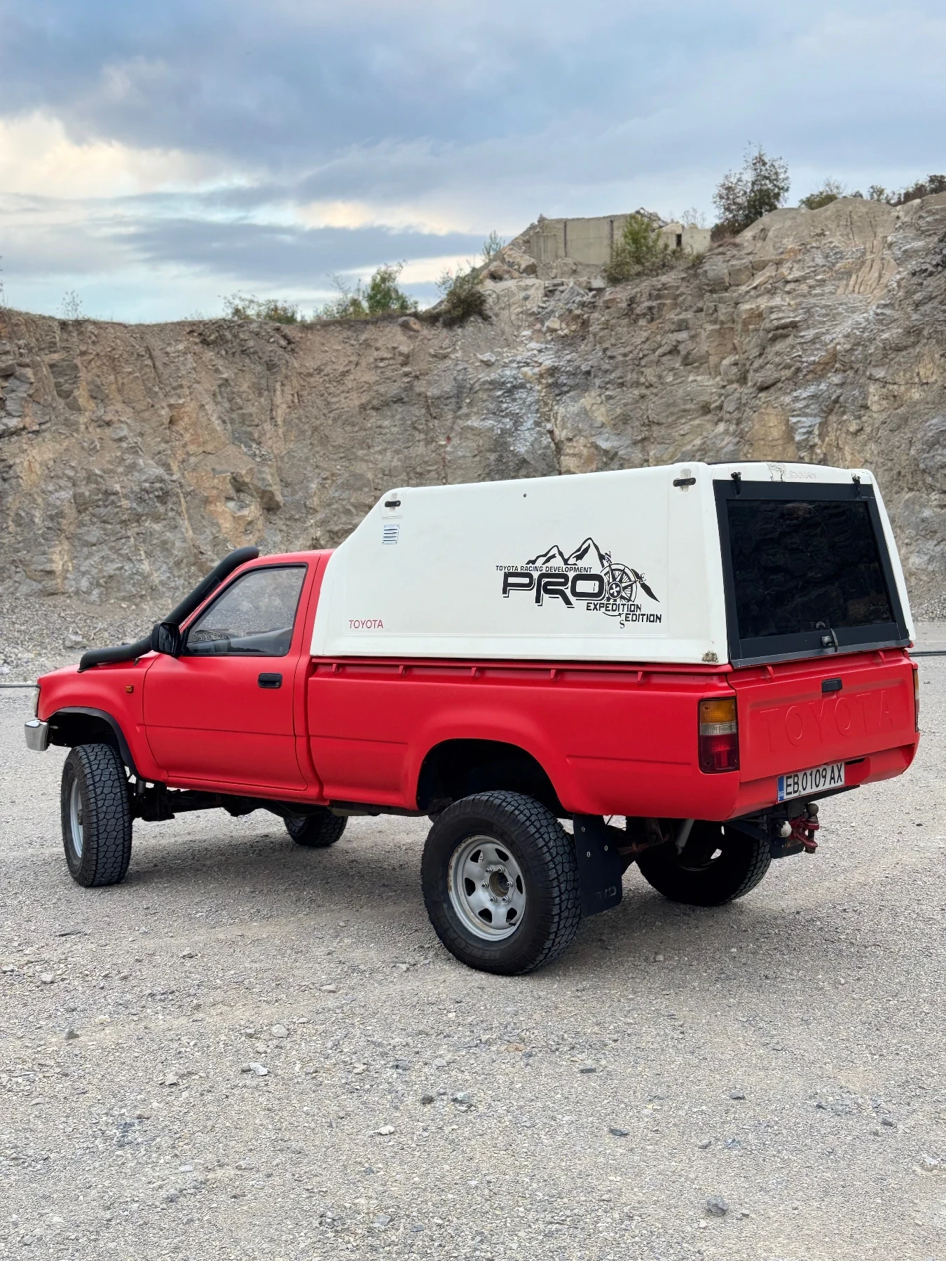 Toyota Hilux, снимка 5 - Автомобили и джипове - 56616441