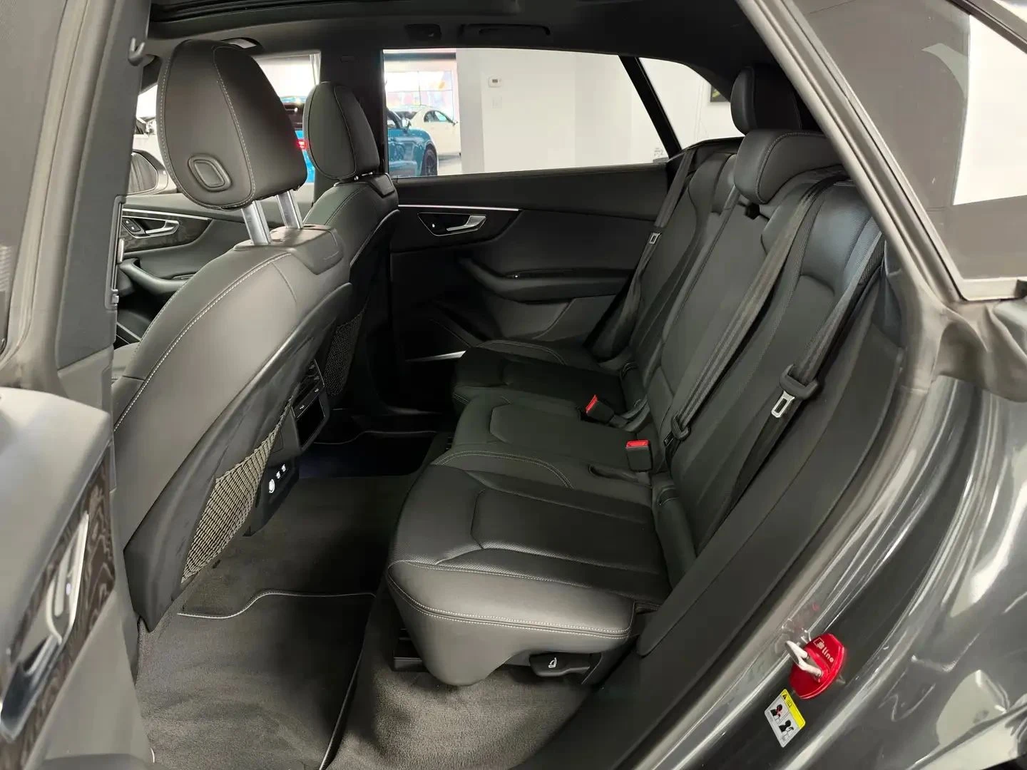 Audi Q8, снимка 17 - Автомобили и джипове - 56740510