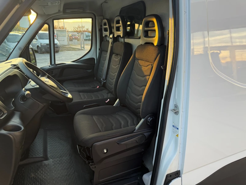 Iveco Daily 35C15 Maxi до 3.5т. Климатроник, снимка 15 - Бусове и автобуси - 52398985