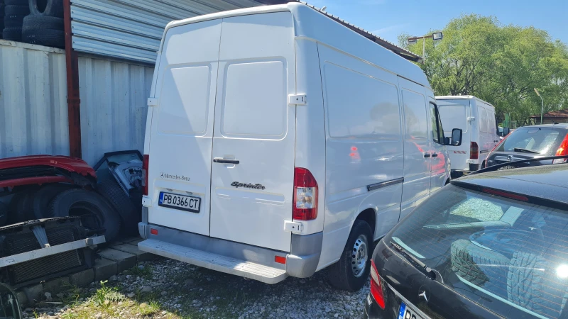 Mercedes-Benz Sprinter 211 2.2 CDI, снимка 3 - Бусове и автобуси - 52737785