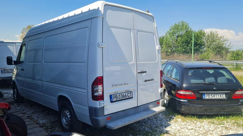 Mercedes-Benz Sprinter 211 2.2 CDI, снимка 5 - Бусове и автобуси - 52737785