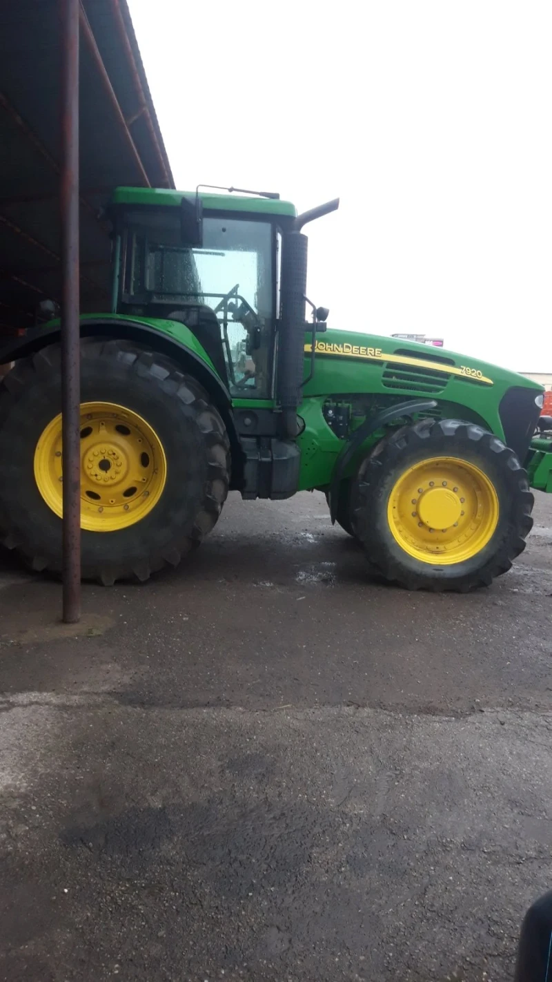 Трактор John Deere 7920, снимка 2 - Селскостопанска техника - 52610772
