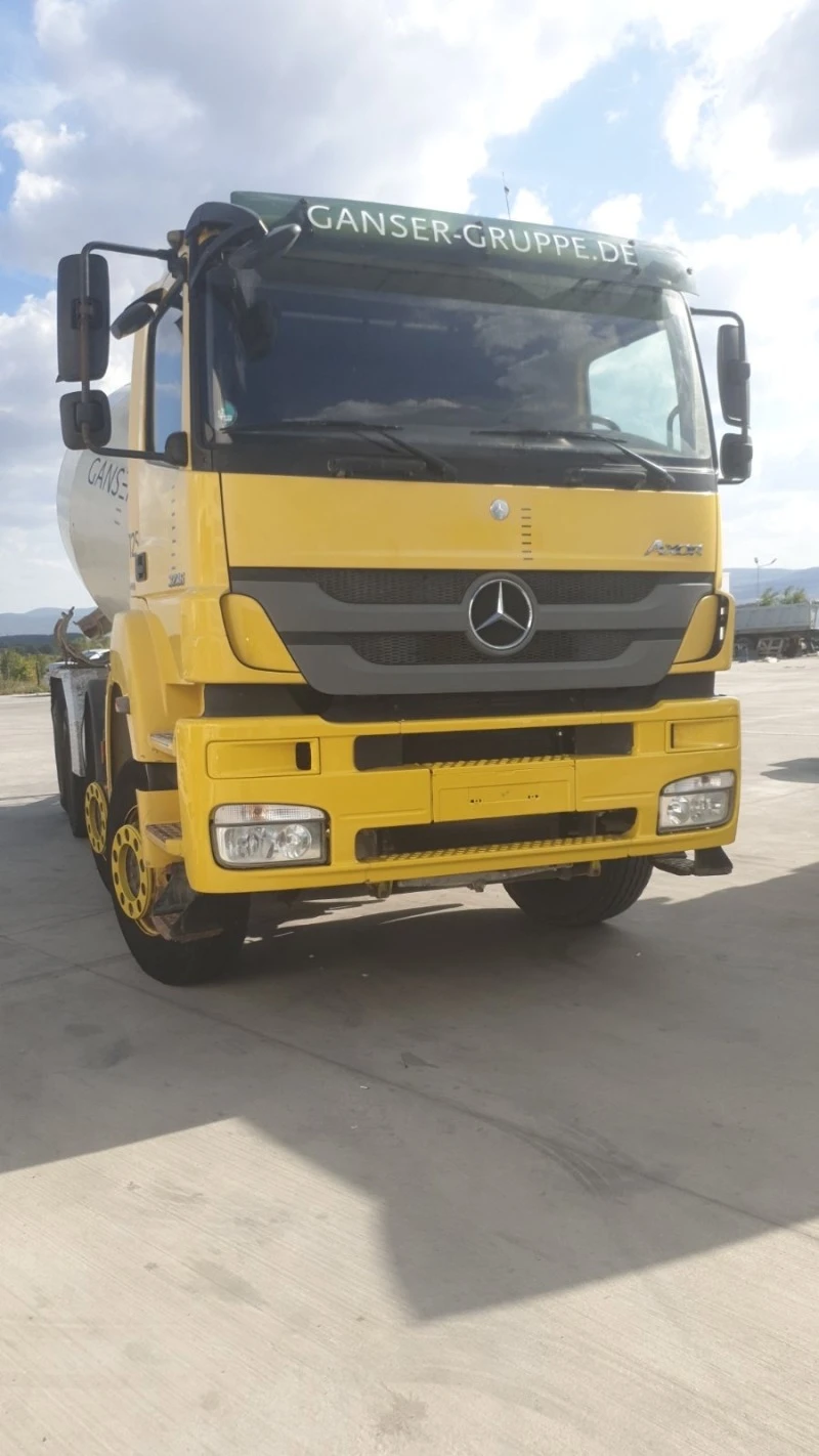 Бетон миксер Mercedes Axor 3236 8Х4, снимка 2 - Индустриална техника - 42203935