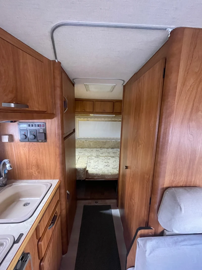 Кемпер HYMER / ERIBA, снимка 10 - Каравани и кемпери - 49578209