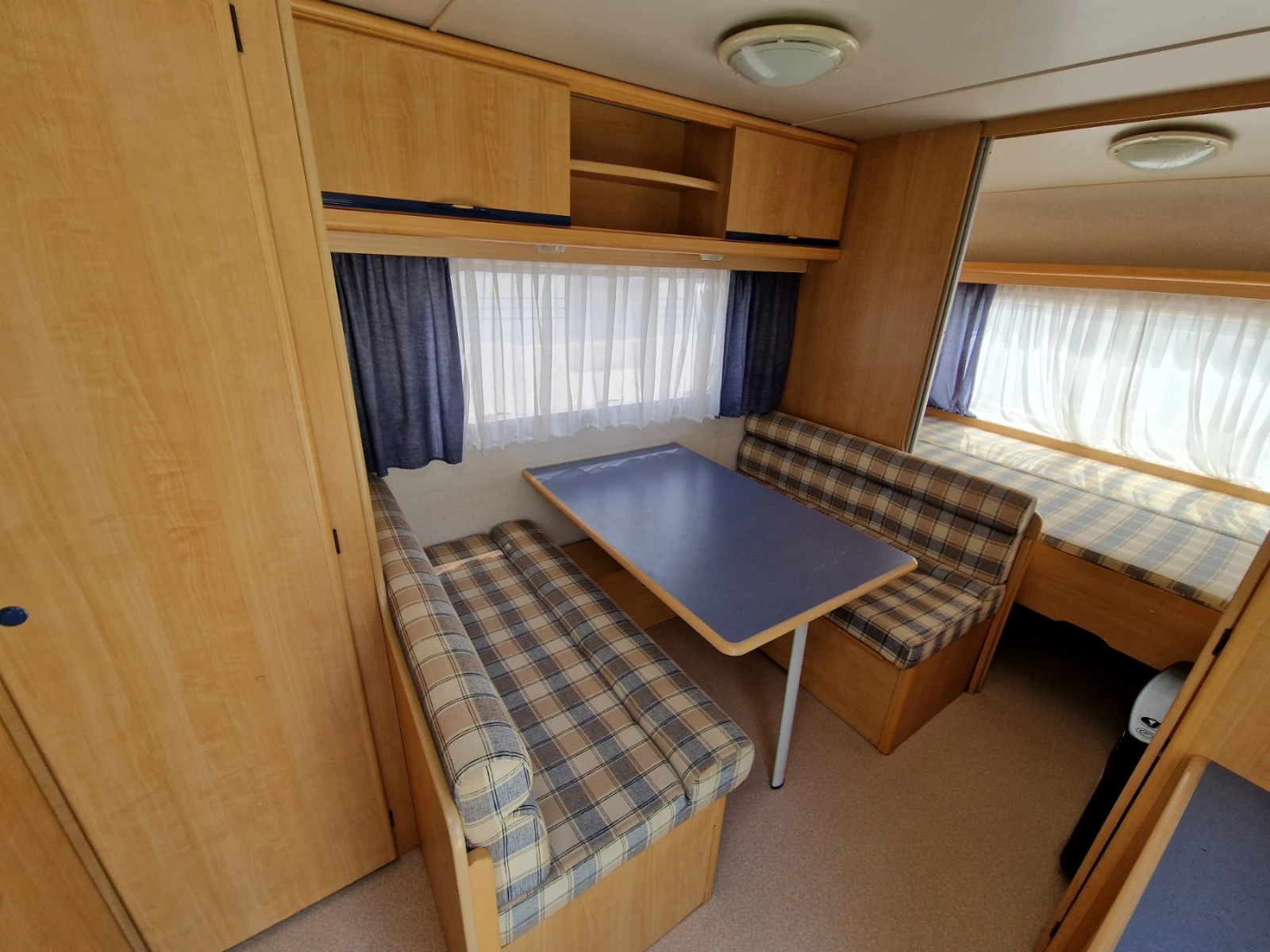 Каравана Caravelair Brasilia Luxe 426 Швейцария - изображение 10