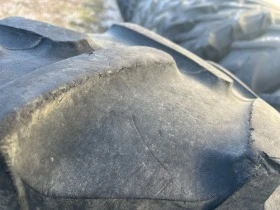 Гуми, снимка 2