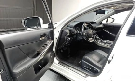 Lexus IS 300 * KEYLESS* КОЖА* ПОДГРЕВ* ШИБИДАХ* КАМЕРА* , снимка 6