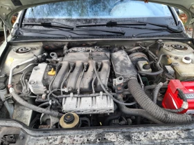 Renault Laguna 1.8-16 V , серия КОНКОРД, снимка 12