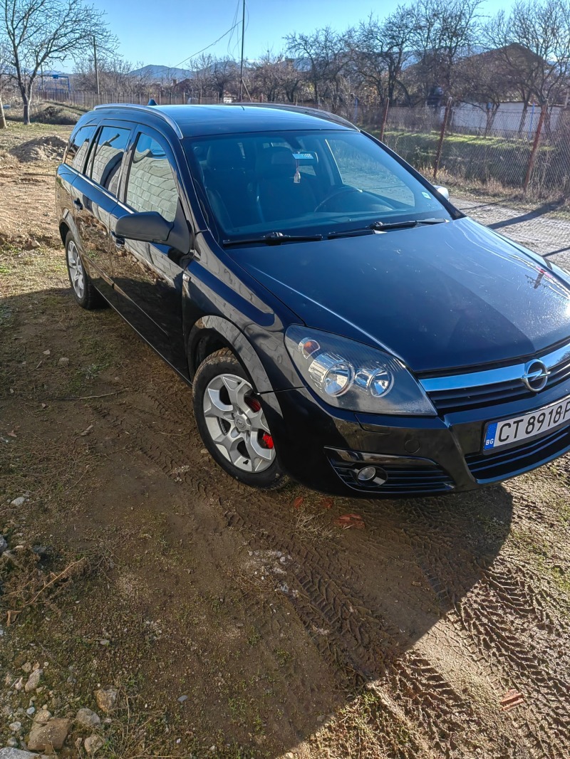 Opel Astra, снимка 4 - Автомобили и джипове - 45624340