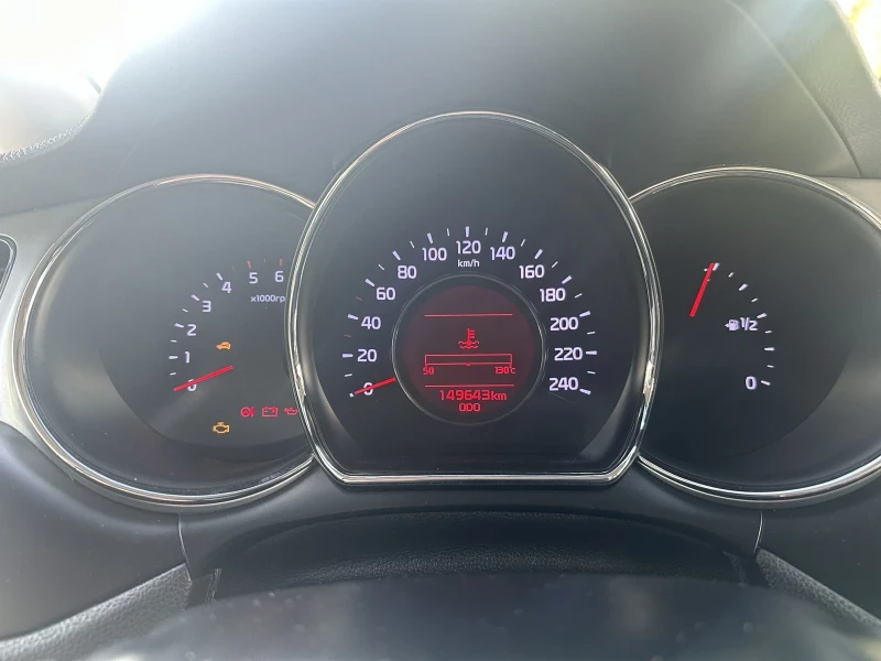 Kia Pro ceed, снимка 10 - Автомобили и джипове - 47564924