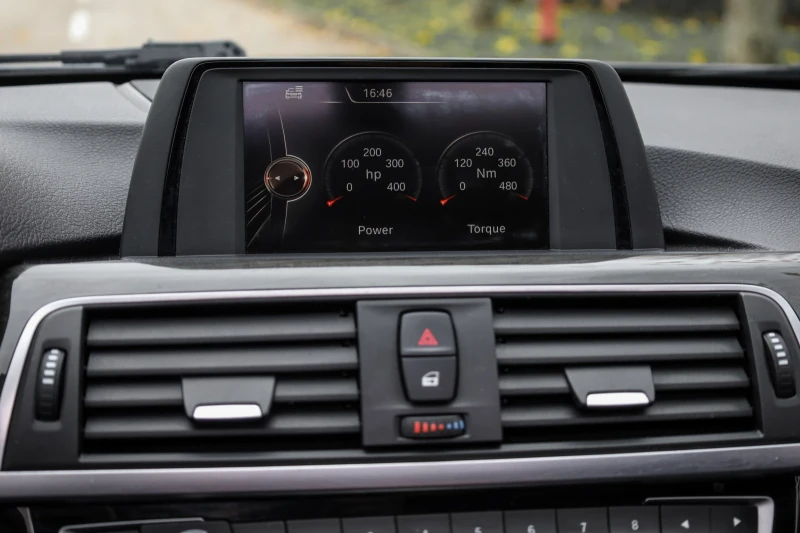 BMW 340 Налична в София перфектна АВТО КРЕДИТ , снимка 16 - Автомобили и джипове - 52311905