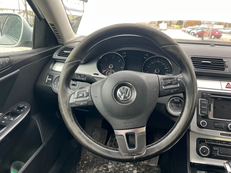 VW Passat 2.0TDI, снимка 11 - Автомобили и джипове - 52367441