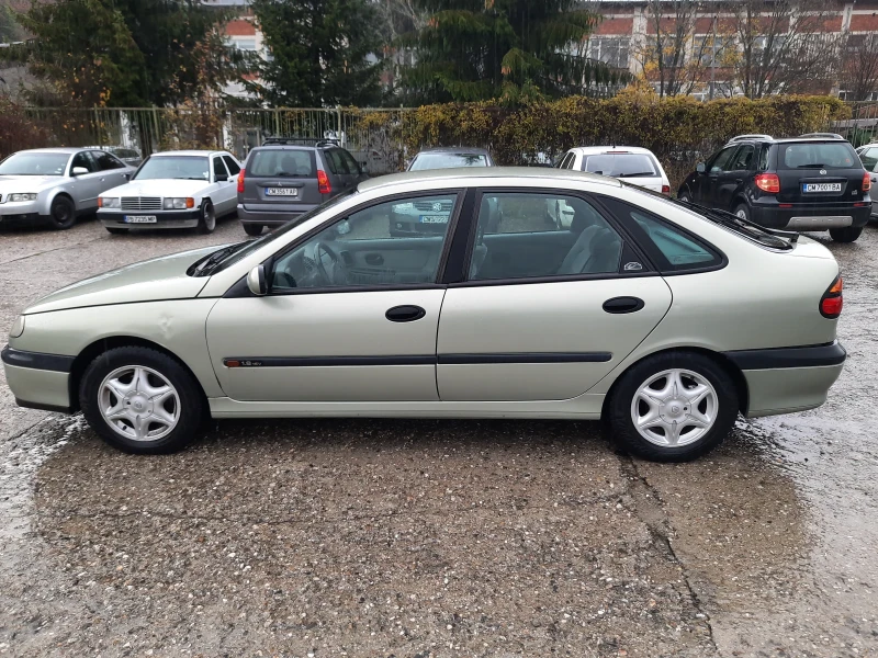 Renault Laguna 1.8-16 V , серия КОНКОРД, снимка 4 - Автомобили и джипове - 52375872