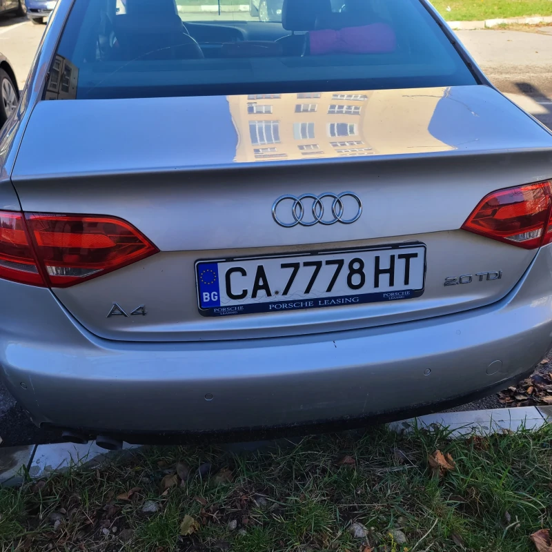 Audi A4 Седан , 2.0 , 143 к.с., снимка 4 - Автомобили и джипове - 52527444
