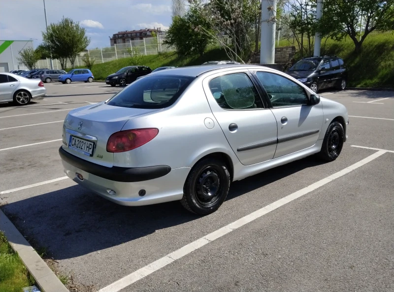 Peugeot 206, снимка 6 - Автомобили и джипове - 52651145