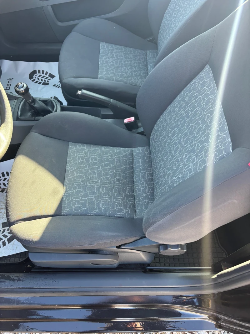 Seat Ibiza, снимка 12 - Автомобили и джипове - 52850776